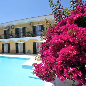 Marie Hotel